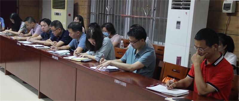 集体谈话会2.jpg