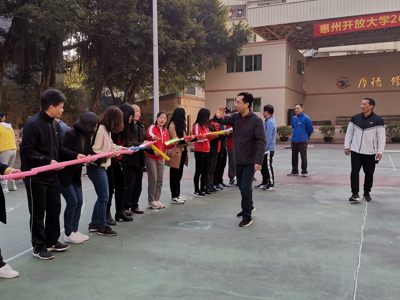 比赛现场.jpg 比赛现场.jpg